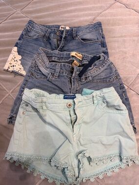 Multiples Denim and Light Blue Crochet-Trim Kids Shorts Set